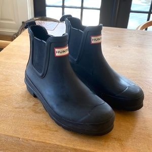 Hunter rain ankle boots, navy blue, size 7